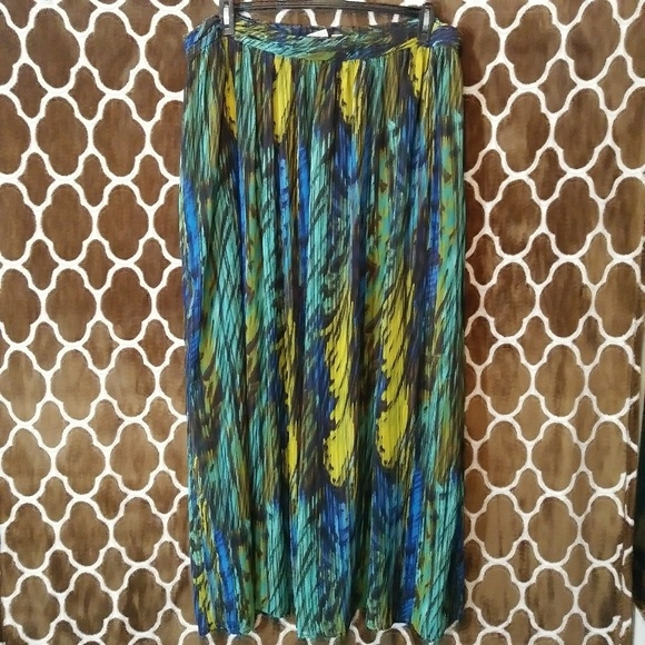 Worthington Dresses & Skirts - Worthington Maxi Skirt